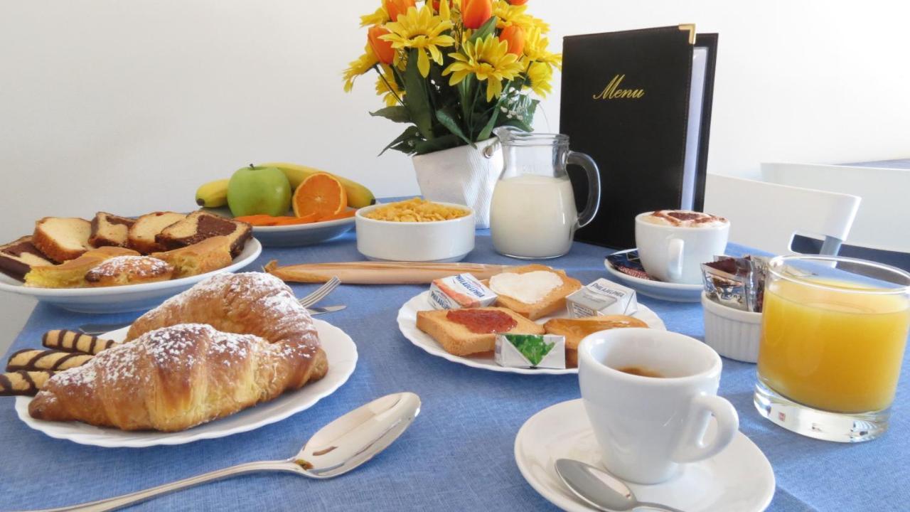 Bed and Breakfast Lecce Cplaza Екстер'єр фото